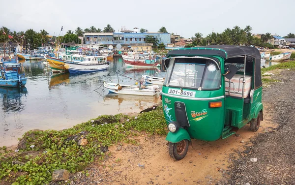 Hikkaduwa Sri Lanka December 2019 Tuk Tuk Pier Fishing Port — Stock Photo, Image