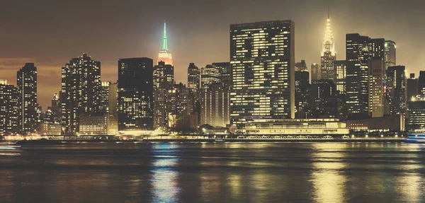 Manhattan Panorama Por Noche Tonificación Color Aplicado Nueva York —  Fotos de Stock