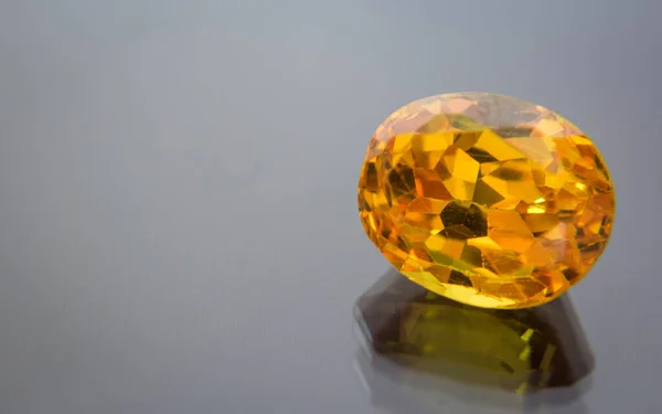 Natural Sapphire Gemstone Jewel Gems Black Shine Color Natural Yellow — Stockfoto