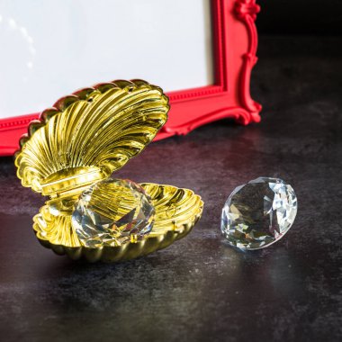 Doğal Safir değerli taş, mücevher veya siyah parlaklık rengi taşlar, birçok farklı doğal taşlar Ametist koleksiyonu,