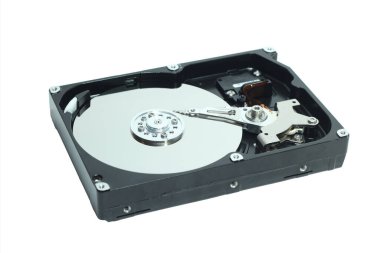 Sabit disk sürücüsü beyaz arkaplanda izole edildi
