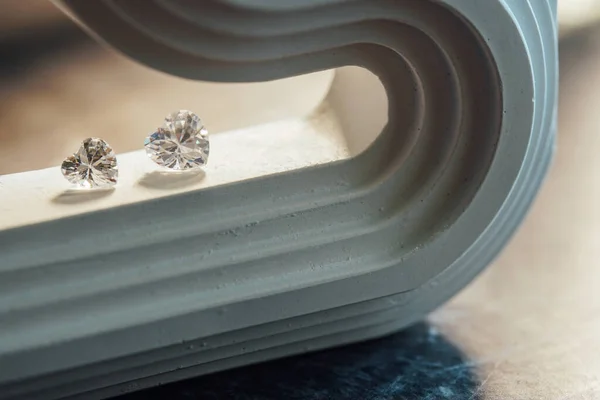 Parlak Beyaz Şekilli Doğal Safir Mücevherler Mücevherler — Stok fotoğraf