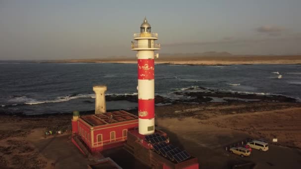Vista Aérea Atardecer Faro Toston Fuerteventura Punta Ballena Cerca Localidad — Vídeos de Stock