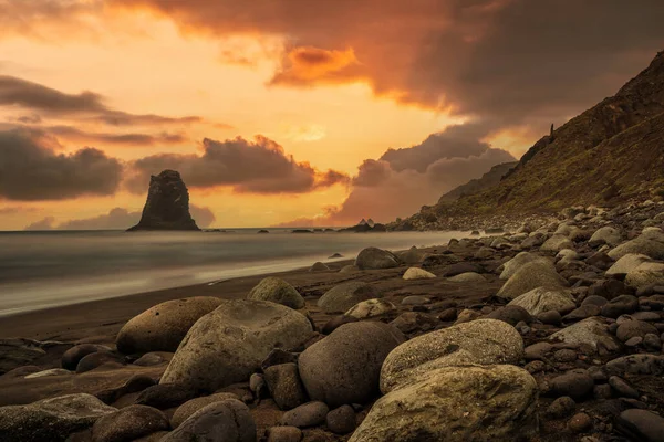 Playa Benijo Eräänä Iltapäivänä Kaunis Auringonlasku Tenerife Kanariansaaret Espanja — kuvapankkivalokuva
