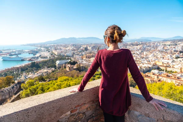 Young Woman Looking City Wall Gibralfaro Castle City Malaga Andalusia — Foto de Stock