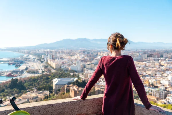 Young Woman Admiring Beautiful City Wall Gibralfaro Castle City Malaga — Stockfoto