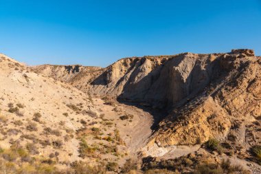 Tabernas Çölü, Almerya ili, Endülüs. Rambla del Infierno 'da bir gezide.