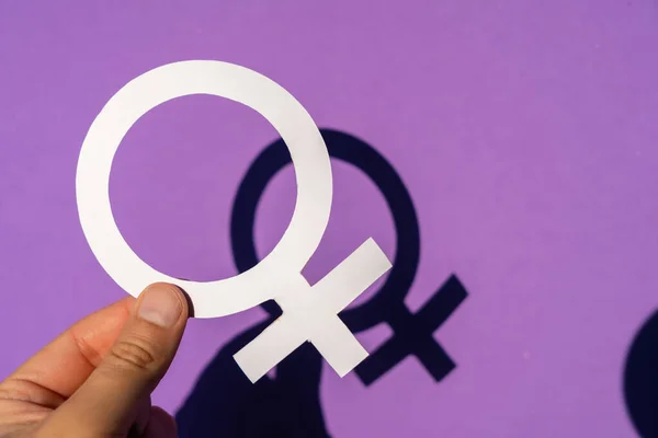 Woman Holding Female Symbol Purple Background March Women Rights Equality — Stock Photo, Image