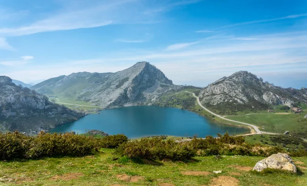 Beautiful View Lake Enol Lakes Covadonga Asturias Spain — Photo