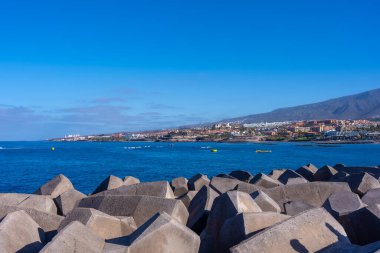 Tenerife, Kanarya Adaları 'nın güneyindeki Costa de Adeje marinasından görüntüler