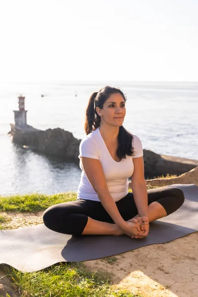 Woman Doing Yoga Exercises Nature Sea Ardha Padmasana — Stock Photo, Image