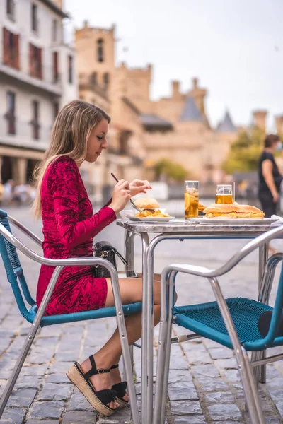 Portrait Blonde Woman Having Breakfast Next Medieval Castle Summer — Stockfoto