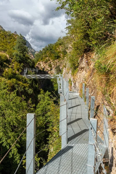 Path Metal Footbridge Mountain Town Panticosa Pyrenees Huesca Spain — Stok fotoğraf