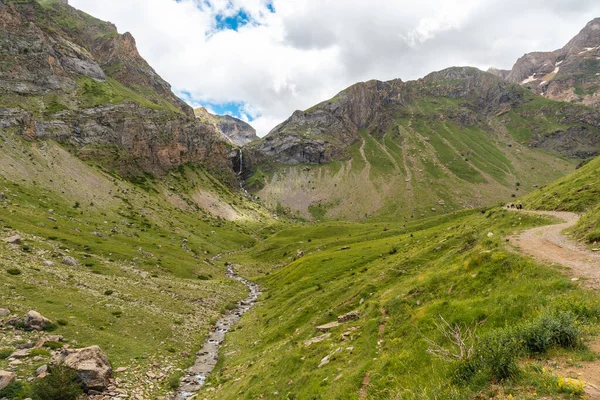 Cachoeira Salto Tendenera Vale Ripera Panticosa Nos Pirenéus Huesca — Fotografia de Stock