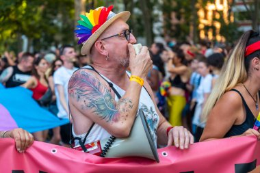 Madrid, İspanya: 9 Temmuz 2022: Gay Onur Yürüyüşü, lgbt