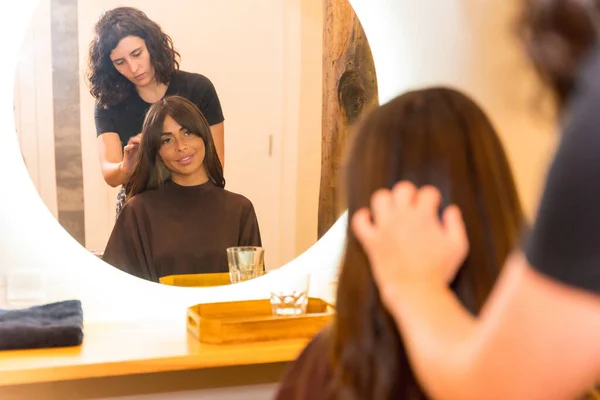 Hairdresser Combing Finishing Treatment Beauty Salon Dryer Hairdressing — Stok fotoğraf