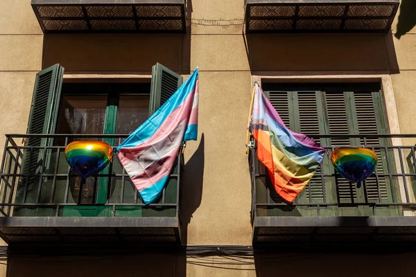 Balconies Chueca Neighborhood Madrid Adorned Colors Lgtb Rainbow Flag — Fotografia de Stock