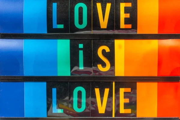 Love Love Free Love Slogan Pride Party Madrid Lgtb Flag — Stock fotografie