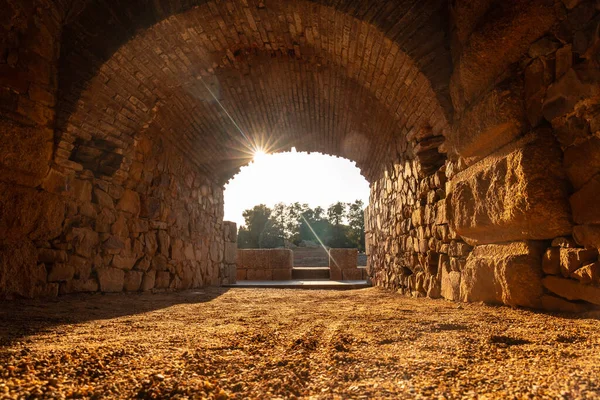 Ruinas Romanas Mérida Túnel Arco Entrada Anfiteatro Romano Atardecer Estremadura — Foto de Stock