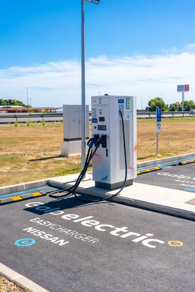 Carregador Carro Elétrico Carros Futuros Mobilidade Ecológica Posto Gasolina — Fotografia de Stock