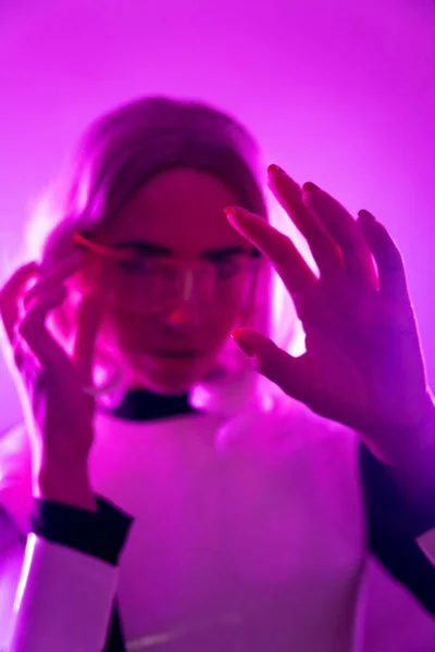 Woman Suit Futuristic Glasses Pink Lights Virtual Metaverse Concept Looking — ストック写真