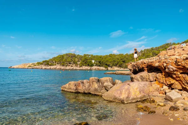 Vacation Concept Young Woman Salada Saladeta Beach Enjoying Coast Balearic — Stock Photo, Image