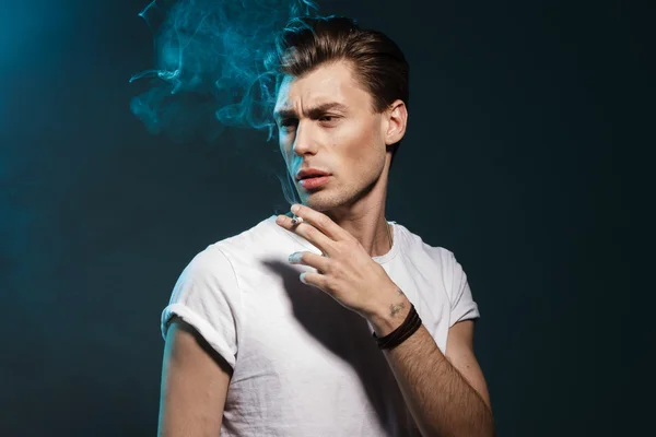 Smoking man, — Stock Photo, Image