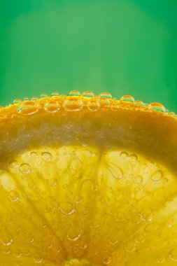limon kabarcıkları ile