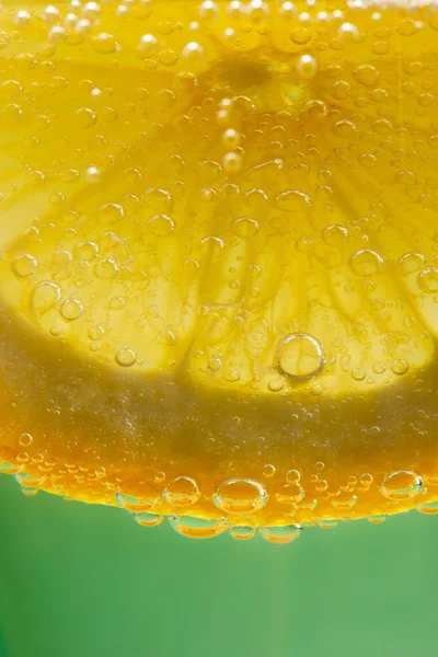 Lemon with bubbles — Stock Photo, Image