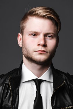 çekici bir adam Studio