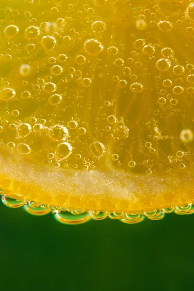 Limone con bolle — Foto Stock