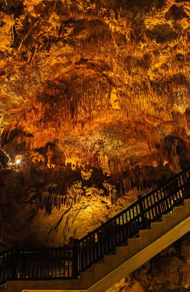 Bella Vista Stalattiti Stalagmiti Nella Grotta Sotterranea Damlatas Alanya Turchia — Foto Stock