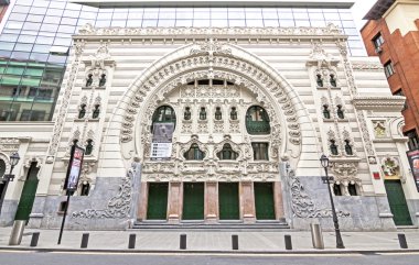 Bilbao, İspanya - 24 Nisan: teatro campos ana Cephesi elise