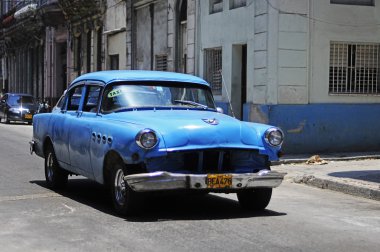 havana sokaklarını klasik eski Amerikan araç