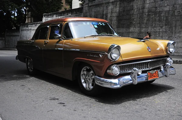 güzel restore klasik eski Amerikan otomobil