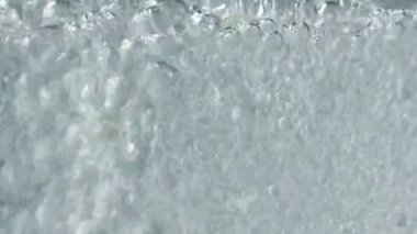 su kabarcıkları ile dökme