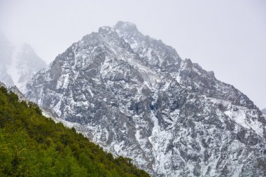 tien shan dağlarında yürüyüş