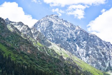Tien-Tanrı Dağları, Kırgızistan