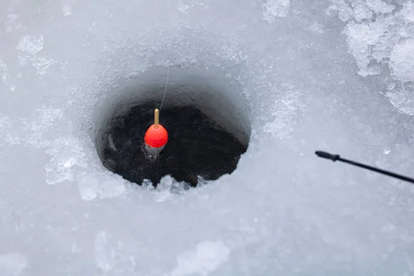 Close Float Hole Ice Winter Fishing Smelt — Stockfoto