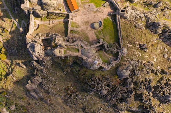 Drone Aerial Top View Monsanto Historic Castle Portugal — Fotografia de Stock