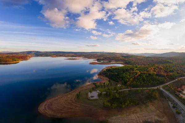 Drone Vista Panorámica Aérea Del Embalse Del Lago Sabugal Dam — Foto de Stock
