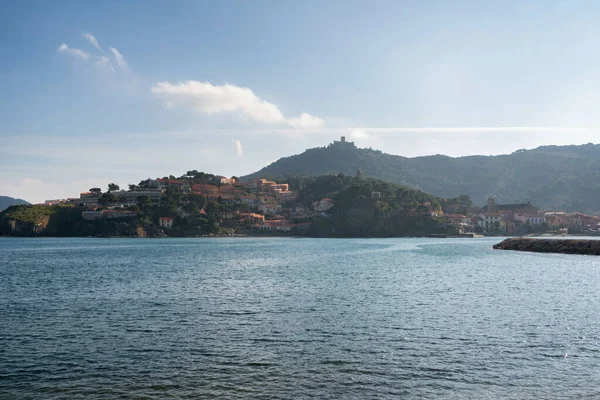 Collioure Utsikt Från Andra Sidan Viken Med Fort Saint Elme — Stockfoto