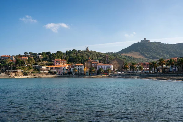 Collioure Utsikt Från Andra Sidan Viken Med Fort Saint Elme — Stockfoto