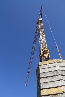 gökyüzü arka plan üzerinde bir vinç