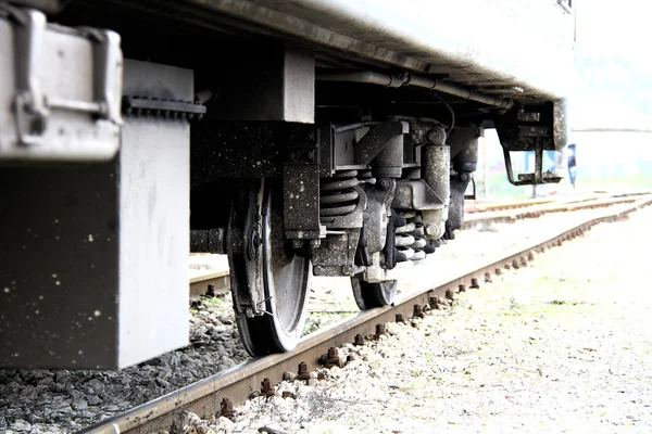 Wielen van trein — Stockfoto