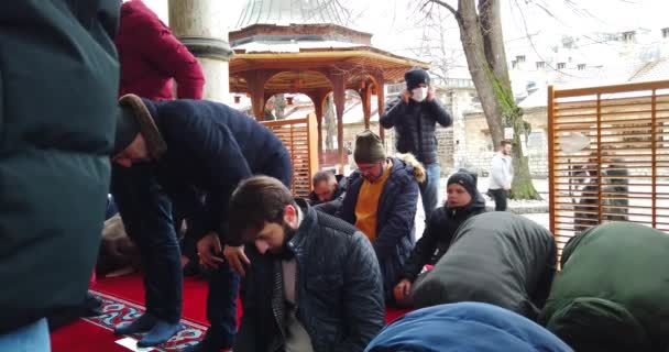 Namaz Tid Människor Ber Muslimskt Tempel — Stockvideo