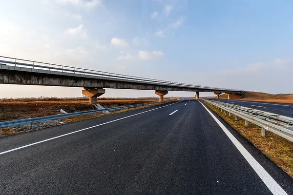 Asfalterad väg — Stockfoto