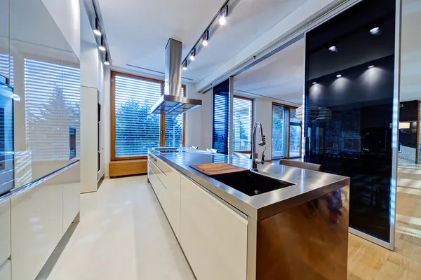 Modern kitchen — Stock Photo, Image