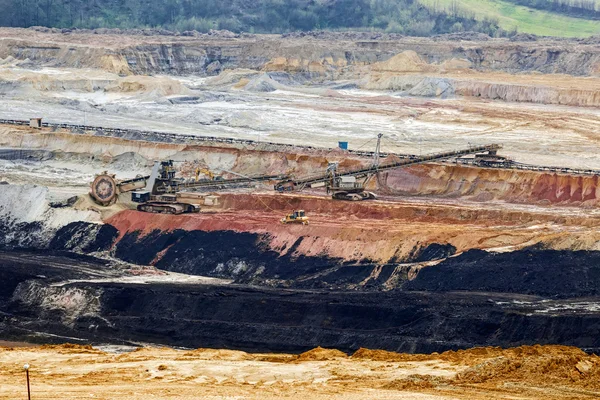 Poço de mineração aberta — Fotografia de Stock