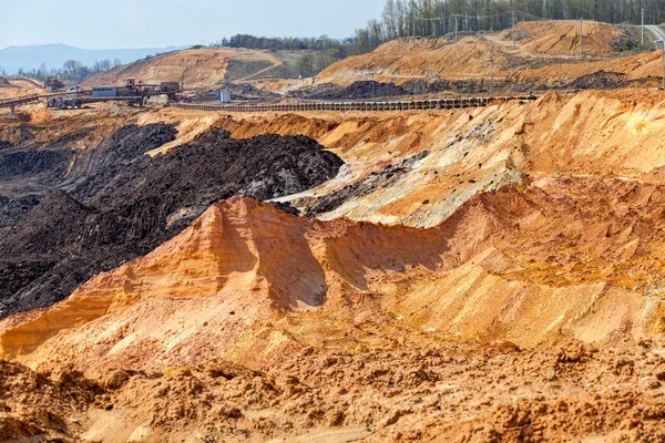 Poço de mineração aberta — Fotografia de Stock